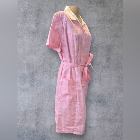 Vintage Pink Plaid House Dress by Housin Around - Picture 4 of 9